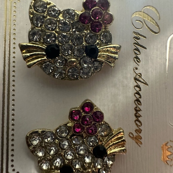 Chloe accessory hello kitty earrings - Picture 2 of 2